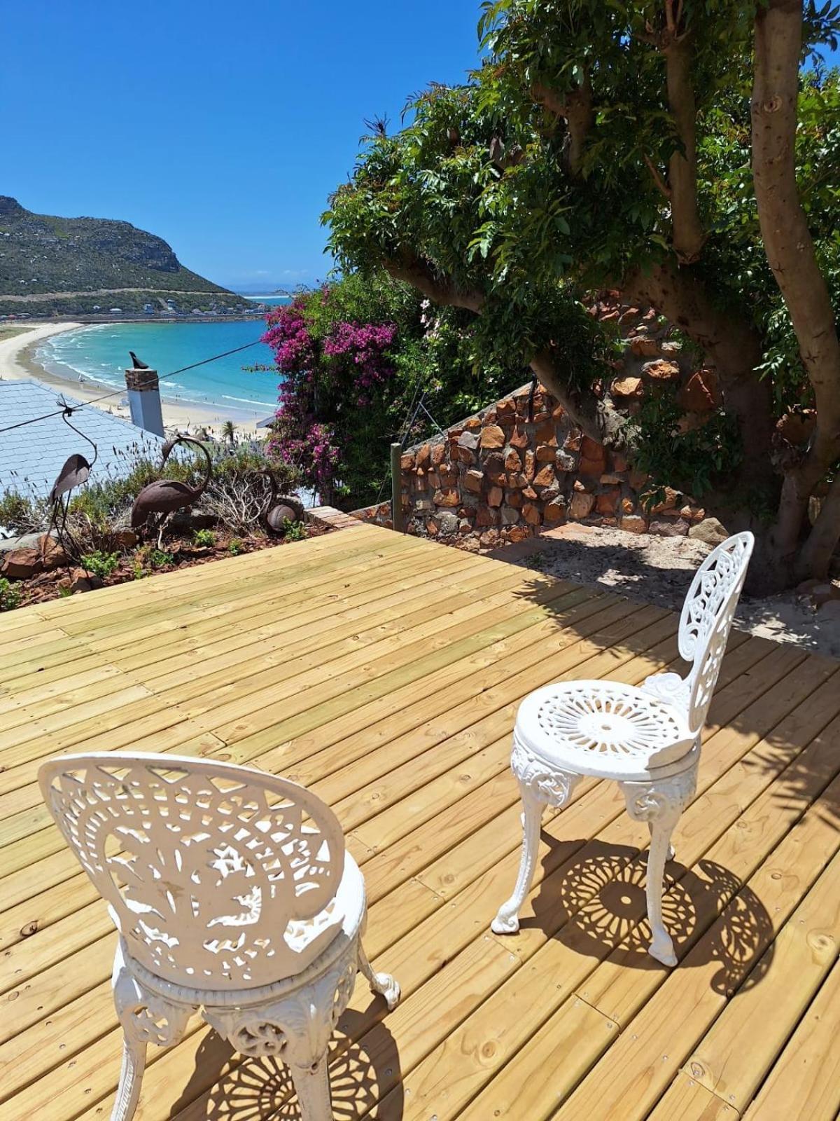 Watching Waves, Heron Chase Fish Hoek Exteriör bild