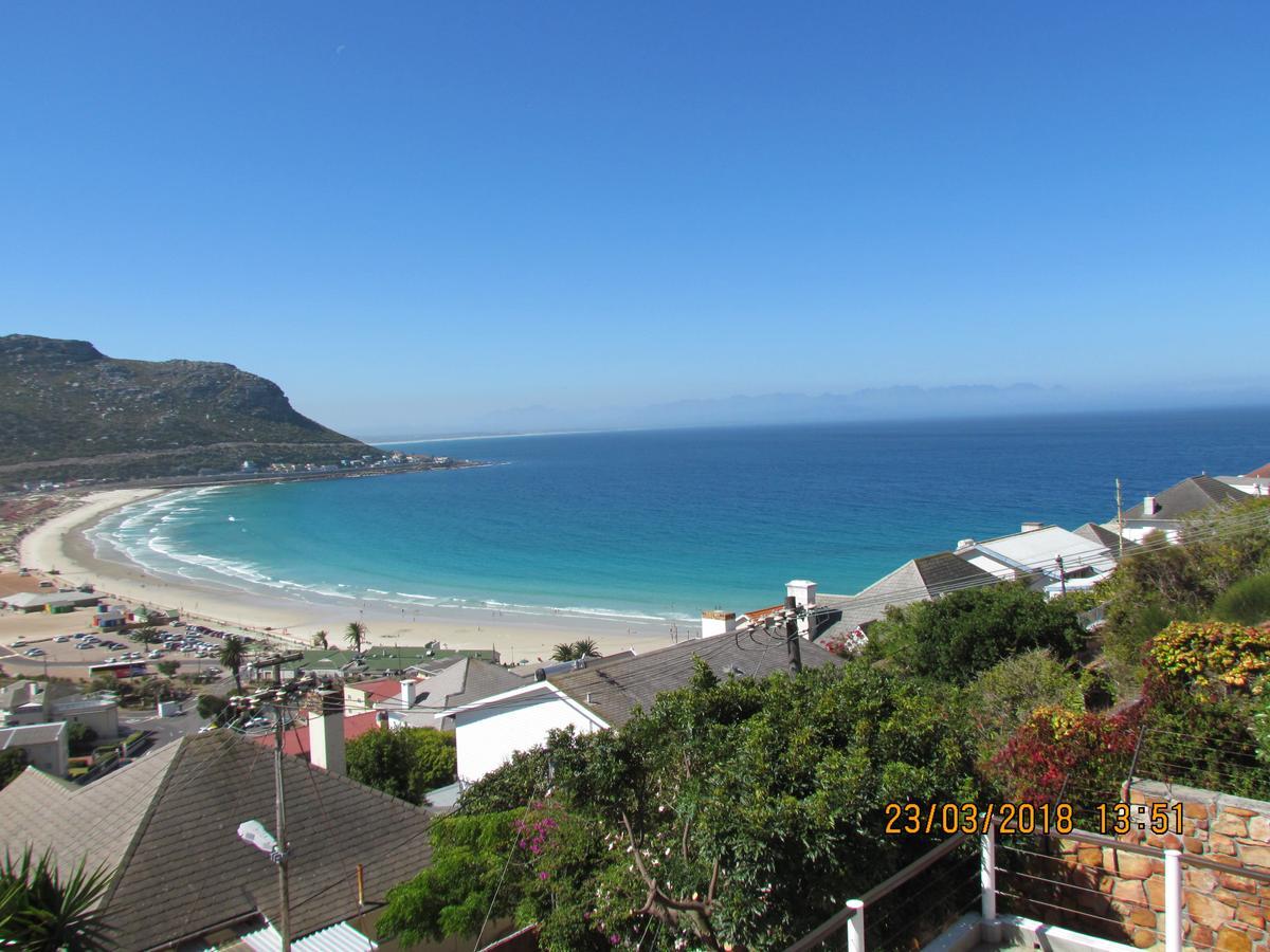 Watching Waves, Heron Chase Fish Hoek Exteriör bild